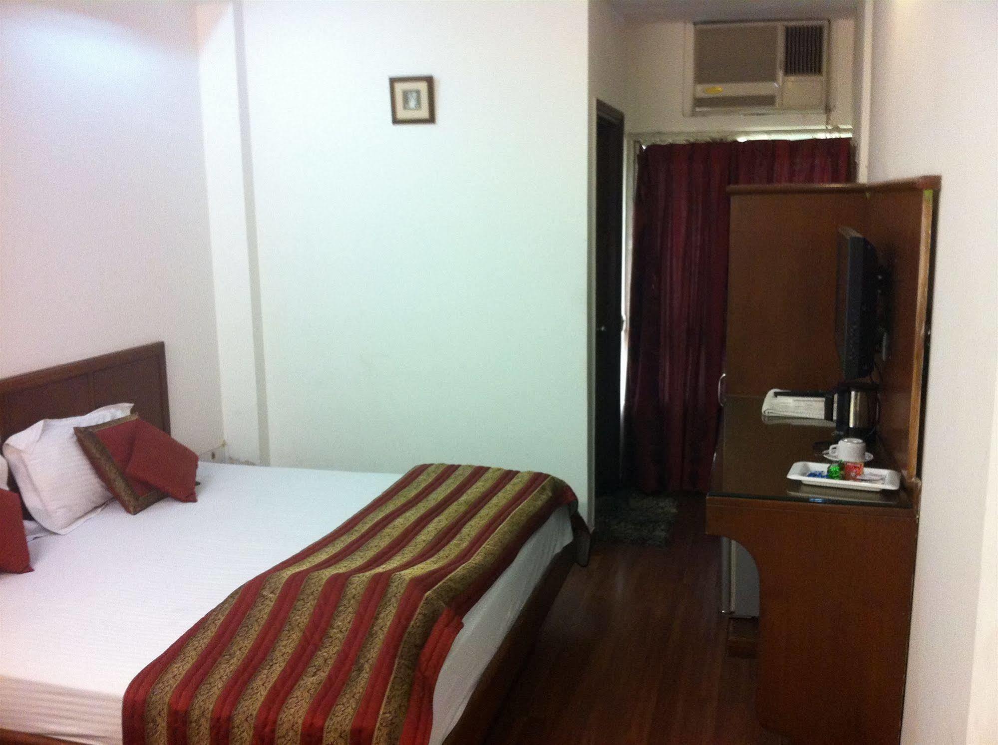 Hotel City Star - Free Airport Pickup Neu-Delhi Exterior foto